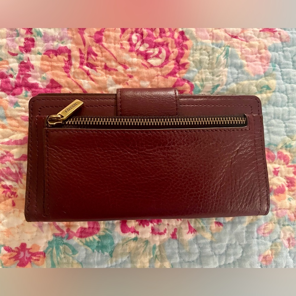Fossil Wallet - Picture 2 of 3